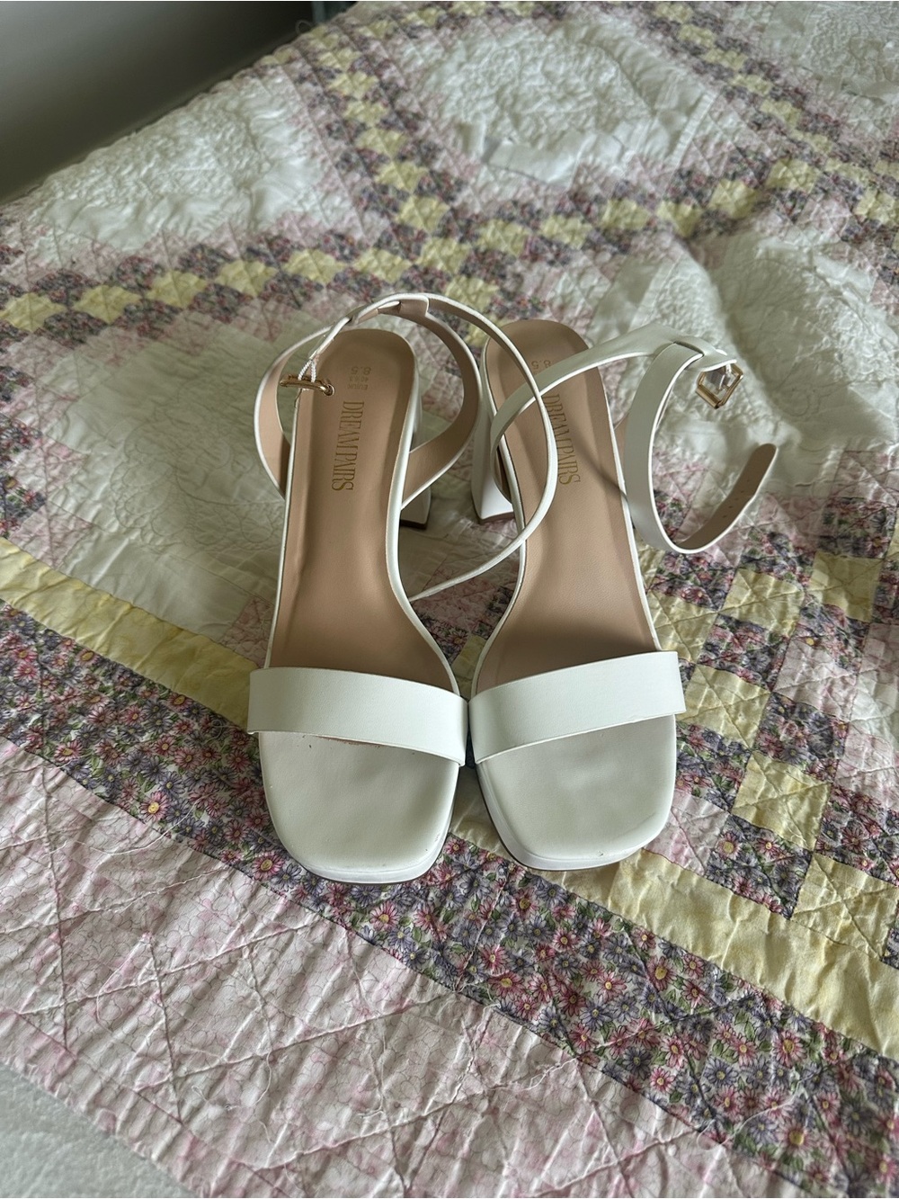 DREAM PAIRS White Platform Heel Sz 8.5